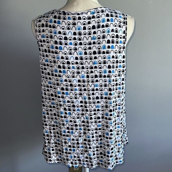 Multiples Top!  - Picture 2 of 9